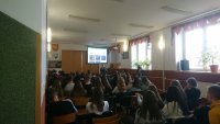 Uczniowie Zespołu Szkół Rolniczych w Sokółce podczas prelekcji na temat cyberzagrożeń.