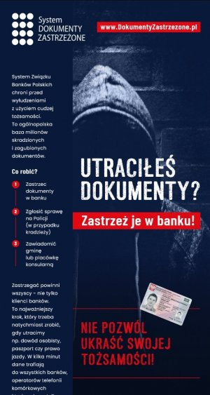 mężczyzna w bluzie z kapturem nie widać jego twarzy napis utraciłeś dokumenty zastrzeż je w banku nie pozwól ukraść swojej tożsamości wszystko na granatowym tle