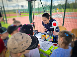 Dzień dziecka z policjantami