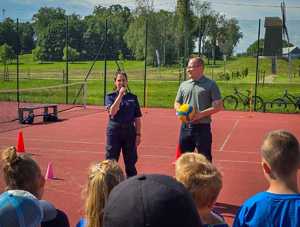 Dzień dziecka z policjantami